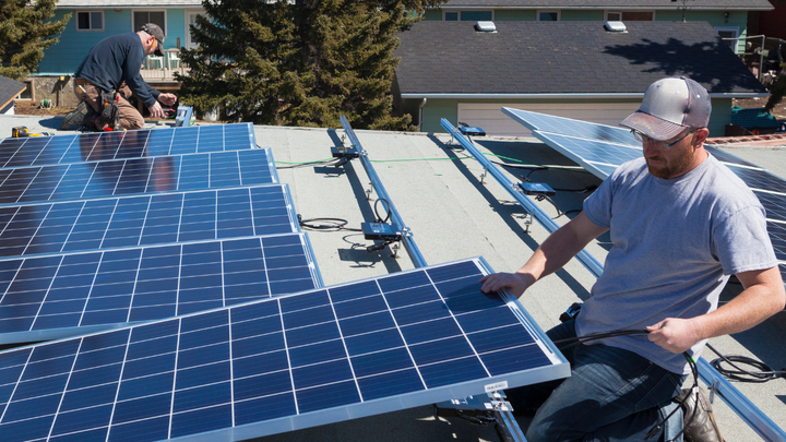 PV-Profile mit 0 % Umsatzsteuer bestellen